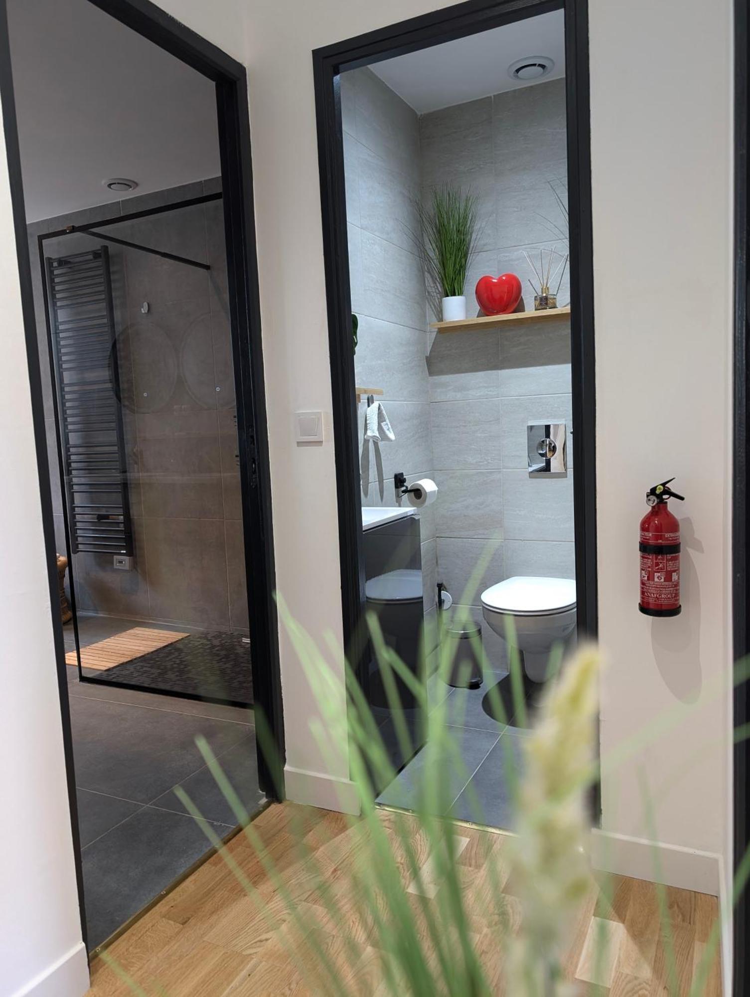 Le Spa - Villa Valmy - Hypercentre - Gare Sncf Montluçon Екстериор снимка